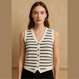 Sincerely Jules Stripped Cotton Blend Knitted Fron buttons Vest Cream Black M
